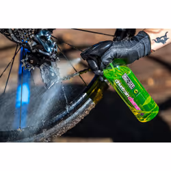 Muc-Off Drivetrain Cleaner, 500ml - Effective Bike Chain Cleaner and Chain Degreaser Spray for Bicycle Cleaning - Bike Cleaner for MTB/Gravel/Road/BMX - Additional view 5