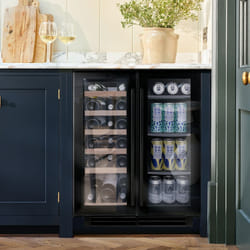 Caple WI6235BG wine cooler Undercounter Black 38 bottle(s)