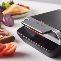 Russell Hobbs Creations Easy Clean Sandwich Maker Toaster 680W - Black