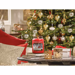 Yankee Candle Classic Jar Christmas Magic, Red, 10.7 x 10.7 x 16.8 cm
