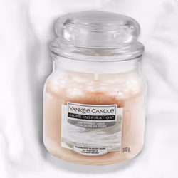 Yankee Candle Sun Warmed Linen Lavender Scented Glass Jar 60 Hours Wax Burn 340g