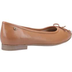 ) Hush Puppies Naomi Leather Women's Tan Flats - Brown, 6 (Adults'