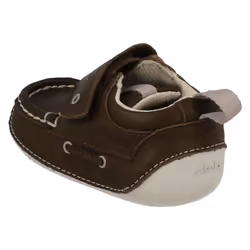 Boys Clarks Cruiser Shoes Cruiser Deck - F Fit - UK 3 Infant, Brown