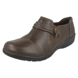Ladies Clarks Smart Flats Cheyn Madi - D Fit - Brown, UK 4.5