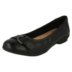 Ladies Clarks Casual Slip On Flat Shoes Neenah Lark - E Fit - UK 3, Black
