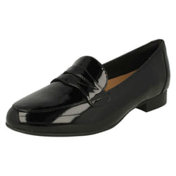 Ladies Clarks Court Shoes Un Cosmo Step - E Fit - Black, UK 3