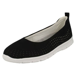 Ladies Cloud Steppers By Clarks Flat Shoes Step Allena Sea - D Fit - UK 3, Black