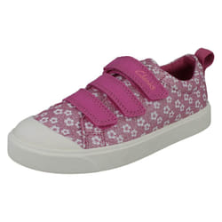 Girls Clarks Machine Washable Casual Shoes City Vibe - F Fit - Multi, UK 12.5 Child
