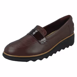 Ladies Clarks Casual Slip On Shoes Sharon Gracie - Burgundy, UK 5