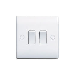 Masterplug 842-01 Nexus 842 10 A 2-Gang 2-Way Moulded Light Switch