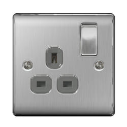NEXUS METAL BRUSHED STEEL SINGLE SWITCHED 13A POWER SOCKET