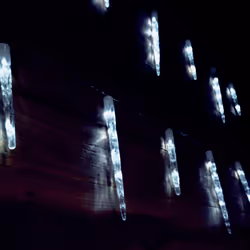 Premier 24 Icicle Lights With 72 Cool White LEDS - 6.9m