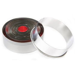 Vogue Round Plain Pastry Cutter Set (Pack of 11) - [E013]