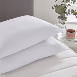 Premier Inn Hotel Quality Silentnight Super Soft Down-Like Feel Pillows 1 PAIR