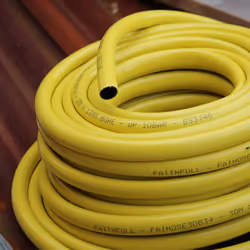 Faithfull FAIHOSE30B34 Heavy-Duty Reinforced PVC Builders Hose 30M 19 mm (3/4 Inch) Diameter
