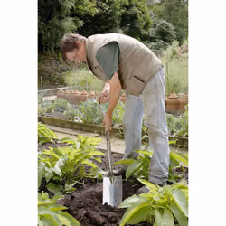 Spear & Jackson Traditional Stainless Steel Border Spade with 712mm Wooden Handle