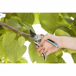 Gardena Alu Garden Secateurs B/L: Gentle Pruning Shears with Bypass Blade for Branches and Twigs of up to 25 mm in Diameter, Robust Aluminium Handles,