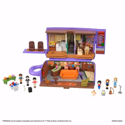 Polly Pocket Playset, Friends Compact with 6 Dolls and 9 accessories, HKV74