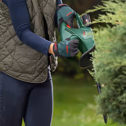 Bosch Cordless Hedge Cutter EasyHedgeCut 18V-44-11 (Without Battery; 18 Volt System; Blade Length 44 cm; for Trimming Smaller Hedges; in Carton