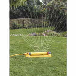 HOZELOCK - Rectangular Oscillating Sprinkler Pro 200 m? : Medium-area Rectangular Spray Sprinkler, Ideal for Lawns and Established Plants, Adjustable