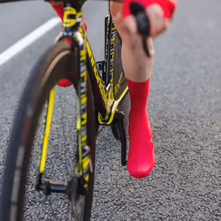 GripGrab Unisex Gripgrab 2nd Generation Raceaero Tt Raceday Lycra Cover 2 Lightweight Aerodynamic Cycling Road Bike Aero Overshoes, Red, L UK