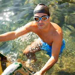Zoggs Predator Flex Adult Swimming Goggles, UV protection swim goggles, Quick Adjust Comfort Goggles Straps, Fog Free Swim Goggle Lenses, Zoggs