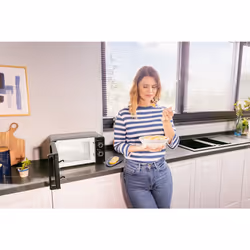 Beko Solo Microwave MOC20100BFB | Black Compact Design | 20L Capacity | 700W Power | Manual Controls | Includes Auto-Defrost & Easy To Use 30 Min