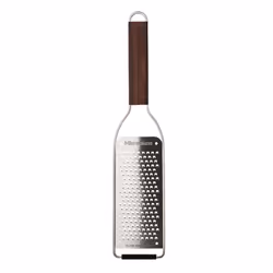 Microplane Kitchen Grater Coarse for Cheese, Carrot, Ginger, Coconut, Nuts and Horseradish with Stainless Steel Blades - Made ...