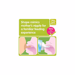 MAM Welcome to The World Set | Baby Gift Set with 3X Feeding Bottles, 0-2 Month Soother and MAM Dummy Clip | Baby Accessories for Newborn | Peach