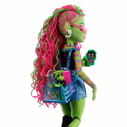 Monster High Venus McFlytrap Doll, Plant Monster with Pet Cat Chewlian & Accessories like Backpack, Notebook, Snacks & More, HRP81