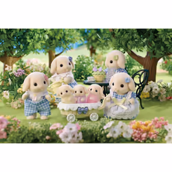 Sylvanian Families - 5735 Flora Rabbit Family - Dollhouse Playsets, ['Blue', 'Checkered']
