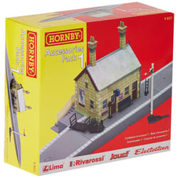 Hornby R8227 OO Gauge Building Extension Pack 1, Model Train Accessories for Adding Scenery & Buildings to 00 Gauge Model Railway, Includes: Platform,