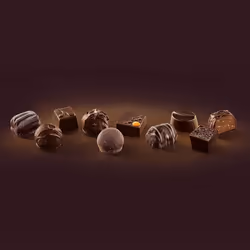 Thorntons Continental Dark Chocolate Mother's Day Gift Box, Chocolate Hamper, Gifts for Mum's Day, Inspired by European Flavours, Assorted Dark