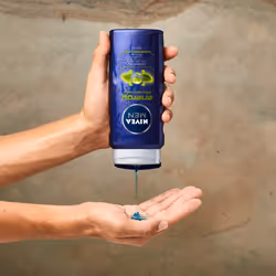 NIVEA MEN Shower Gel Energy (6 x 400ml), Energizing Body Wash with Mint Extract, All-in-1 Shower Gel for Men, Strong NIVEA Men Shower Gel with Fresh
