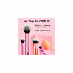 Real Techniques Everyday Essentials + Makeup Sponge Kit, 4 Makeup Brushes and 2 Makeup Blender Sponges,Blush, Bronzer, Eyeshadow, and Powder,