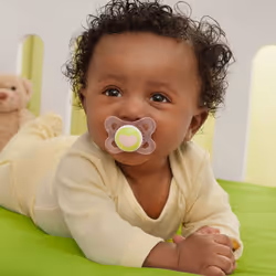 MAM Day & Night (2+2) SkinSoft Silicone Soothers 0-6 months, 4 pieces, 2 travel boxes