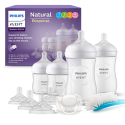 Philips Avent Baby Bottle Newborn Gift Set - 4 Baby Milk Bottles, Ultra-Soft Pacifier and Bottle Brush, Babies Aged 0-12 Months+ (Model SCD838/11)
