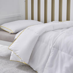 Silentnight Safe Nights Luxury Cot Bed Duvet and Pillow Bed Set ? Anti Allergy 4 Tog Junior Quilt and Breathable Toddler Pillow for Children, Kids,