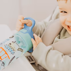 Nuby Super Quench Water Bottle-No Spill Active Toddler Sippy Cup|540ml/19oz |Carry Handle|Freeflow|Dishwasher and Steriliser Safe|Suitable Beaker for