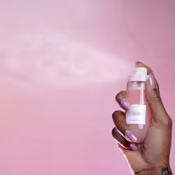Glow Recipe Watermelon Glow Ultra-Fine Face Mist - Hyaluronic Acid Spray Moisturiser for Fresh, Glowing Skin - Hydrating Face Mist with Hibiscus AHA +