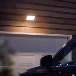 Philips Hue Welcome White Flood Light. Outdoor Smart Lighting. Works with Alexa, Google Assistant and Apple Homekit