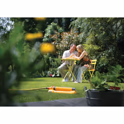 HOZELOCK - Rectangular Oscillating Sprinkler Pro 200 m? : Medium-area Rectangular Spray Sprinkler, Ideal for Lawns and Established Plants, Adjustable