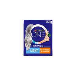 Purina ONE Light Dry Cat Food Rich in Chicken 750g, Pack of 4