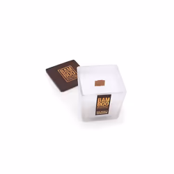 Large eco-responsible Oud wood Geranium candle - heart and home