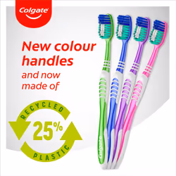 COLGATE Extra Clean Medium Toothbrush (Assorted) Cleaning Tip Reaches and Cleans Back Teeth (Pack of 3)