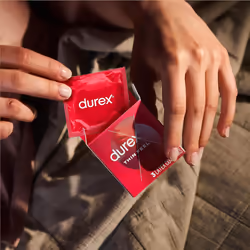 Durex 30 Pack Thin Feel Condoms Regular Size Fit for Increased Sensitivity Contraception Thinnest Condom for Feeling Latex Condom with Silicon Lube