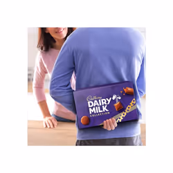 Cadbury Dairy Milk Deluxe Chocolate Hamper, Gift Box of 10 Assorted Chocolate Bars and Bags, 1.04 kg
