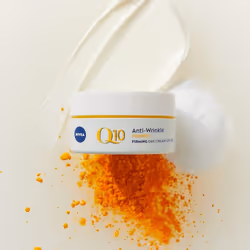 NIVEA Q10 Anti-Wrinkle Power Firming Day Cream SPF 15 (50ml), Anti-Wrinkle Face Cream with Skin Identical Q10 and Creatine, Face Cream for Wrinkles