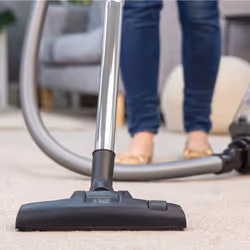 Russell Hobbs Cylinder Vacuum Cleaner - 2.5L Atlas Pet