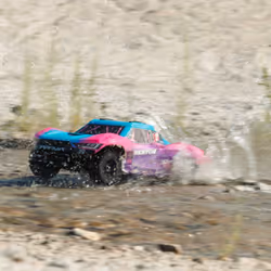 ARRMA SENTON 223S BLX Radio-Controlled (RC) model Short-course/Stadium off-road truck Electric engine 1:10
